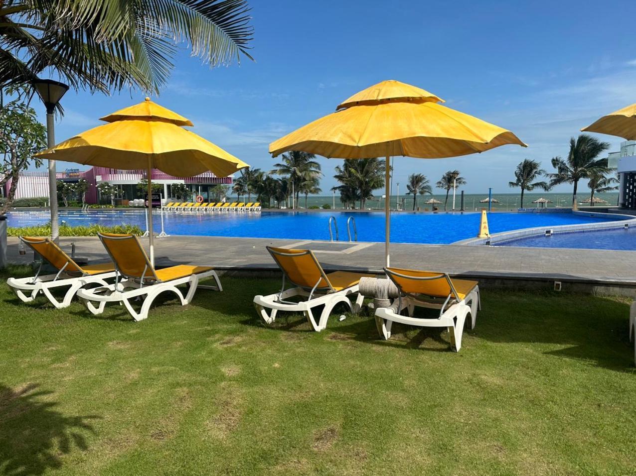 Oceanami Resort & Beach Club Long Hải Exterior foto